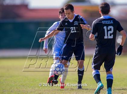 Thumbnail 2 in Steele vs Johnson photogallery.