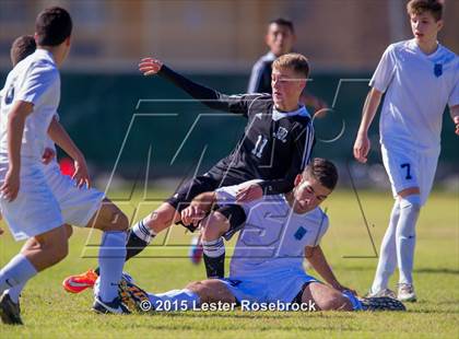 Thumbnail 2 in Steele vs Johnson photogallery.