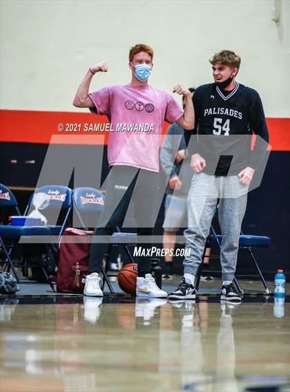 Thumbnail 2 in Palisades @ Chatsworth (CIF LAS D1 Semifinal) photogallery.