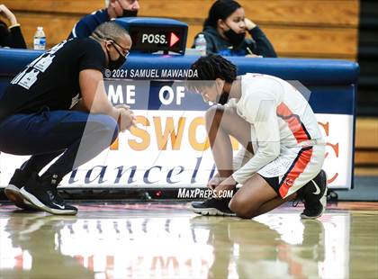 Thumbnail 2 in Palisades @ Chatsworth (CIF LAS D1 Semifinal) photogallery.