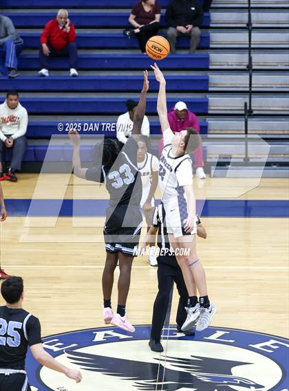 Thumbnail 1 in Cosby vs Landstown (VHSL 6A Quarterfinal) photogallery.