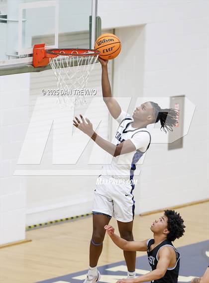 Thumbnail 2 in Cosby vs Landstown (VHSL 6A Quarterfinal) photogallery.