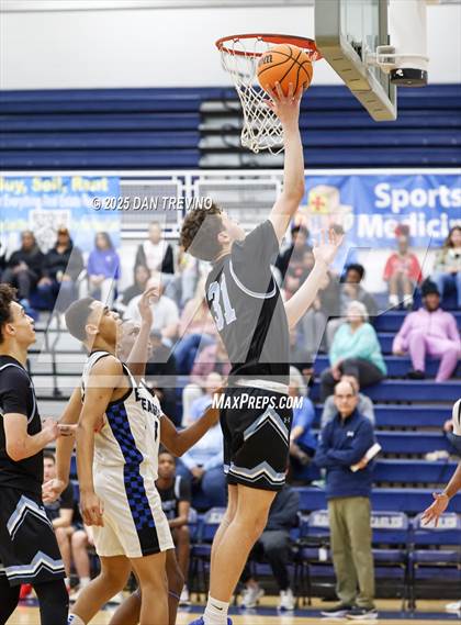 Thumbnail 1 in Cosby vs Landstown (VHSL 6A Quarterfinal) photogallery.