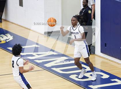 Thumbnail 2 in Cosby vs Landstown (VHSL 6A Quarterfinal) photogallery.