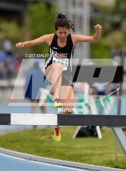 Thumbnail 3 in PSAL Brooklyn, Queens, Staten Island Championships (Girls Track Events) photogallery.