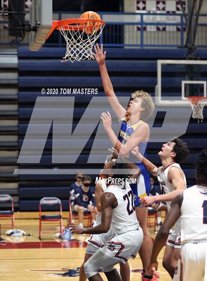 Thumbnail 1 in SouthLake Christian Academy @ Providence Day photogallery.