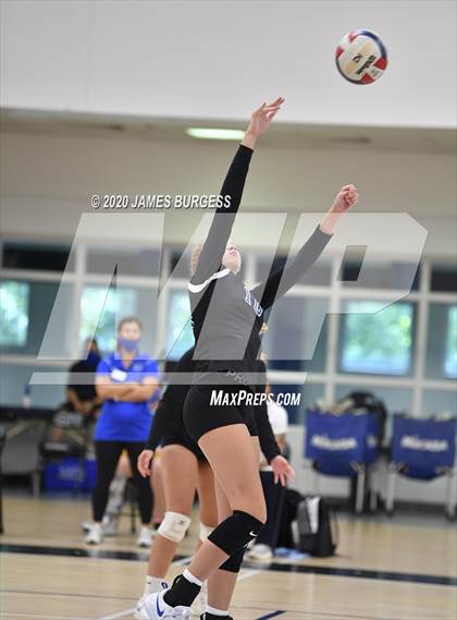 Thumbnail 2 in Notre Dame @ Girls Prep photogallery.