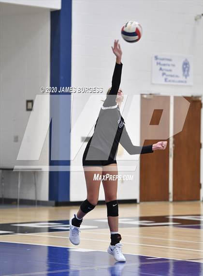 Thumbnail 2 in Notre Dame @ Girls Prep photogallery.