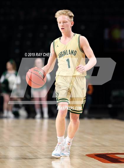 Thumbnail 1 in Holly vs. Highland (CHSAA Final 4) photogallery.