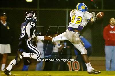 Thumbnail 3 in Charter Oak vs. Newport Harbor (Sec. Playoff) photogallery.
