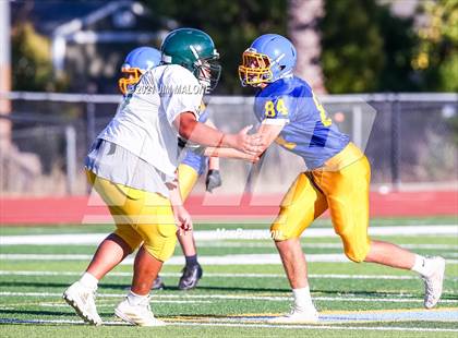 Thumbnail 2 in Castro Valley @ Foothill photogallery.