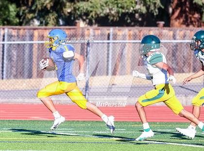Thumbnail 2 in Castro Valley @ Foothill photogallery.