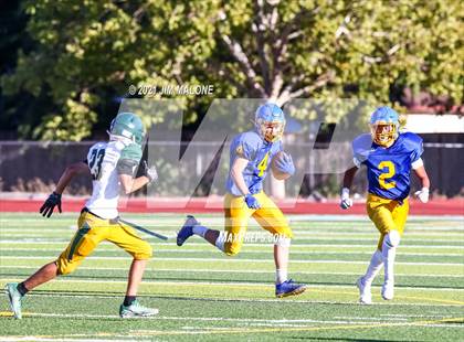 Thumbnail 1 in Castro Valley @ Foothill photogallery.