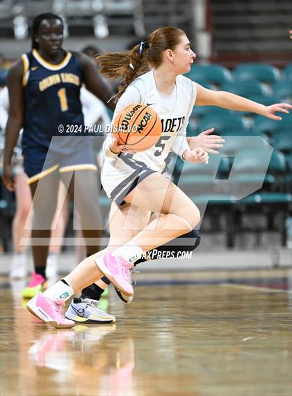 Thumbnail 1 in Air Academy vs. Frederick (CHSAA 5A Great 8) photogallery.