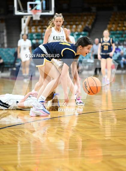 Thumbnail 2 in Air Academy vs. Frederick (CHSAA 5A Great 8) photogallery.