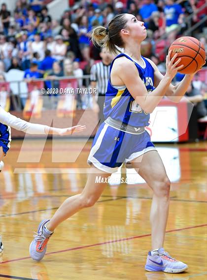 Thumbnail 1 in Windthorst vs. Lipan (UIL 2A Region II Regional Quarterfinal) photogallery.