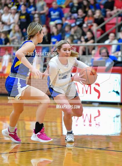 Thumbnail 1 in Windthorst vs. Lipan (UIL 2A Region II Regional Quarterfinal) photogallery.