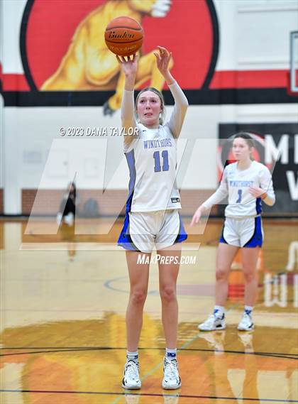 Thumbnail 3 in Windthorst vs. Lipan (UIL 2A Region II Regional Quarterfinal) photogallery.