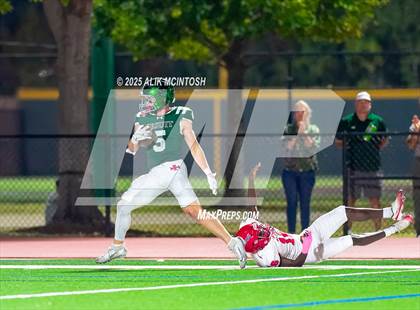 Thumbnail 2 in Alief Taylor @ Strake Jesuit photogallery.