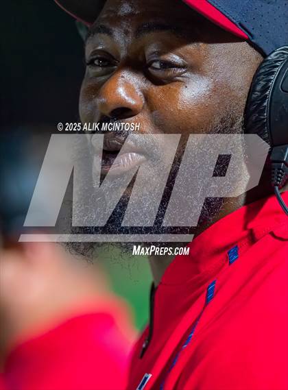 Thumbnail 3 in Alief Taylor @ Strake Jesuit photogallery.