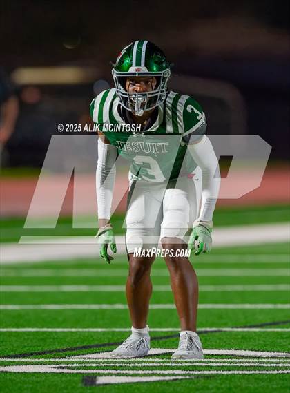 Thumbnail 3 in Alief Taylor @ Strake Jesuit photogallery.