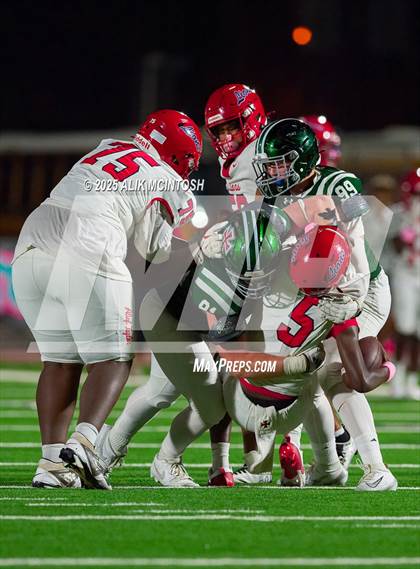 Thumbnail 2 in Alief Taylor @ Strake Jesuit photogallery.