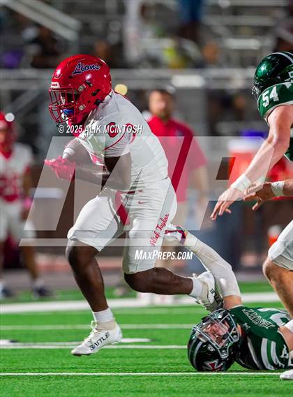 Thumbnail 3 in Alief Taylor @ Strake Jesuit photogallery.