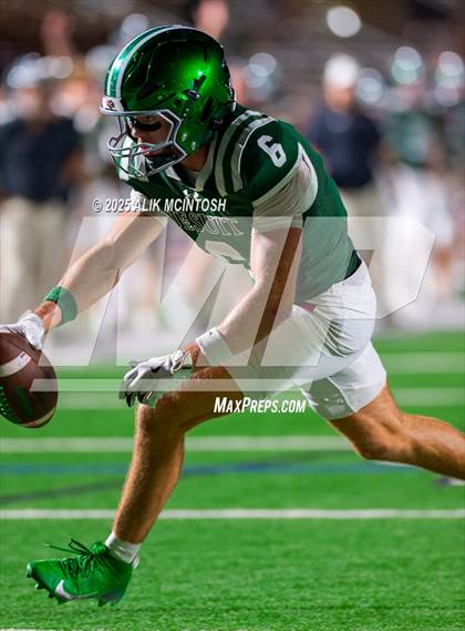 Thumbnail 3 in Alief Taylor @ Strake Jesuit photogallery.