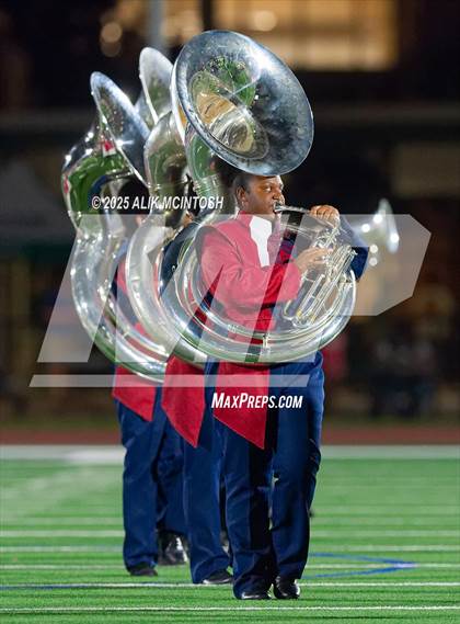 Thumbnail 3 in Alief Taylor @ Strake Jesuit photogallery.