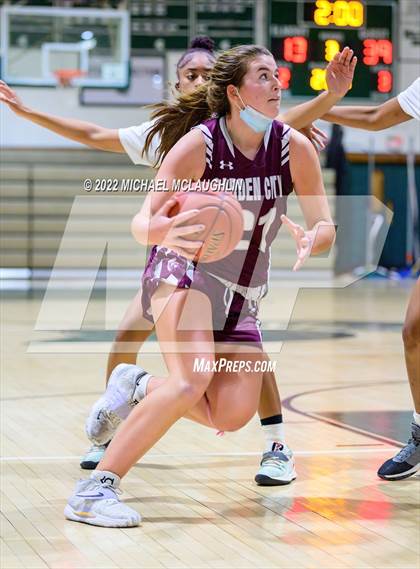Thumbnail 1 in Garden City @ Elmont Memorial photogallery.