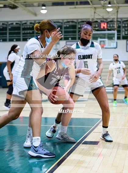 Thumbnail 3 in Garden City @ Elmont Memorial photogallery.