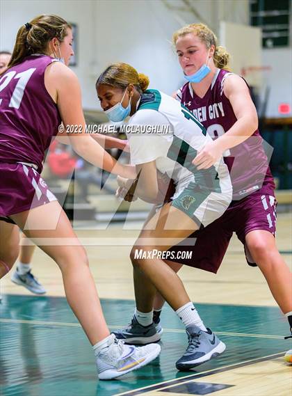 Thumbnail 2 in Garden City @ Elmont Memorial photogallery.