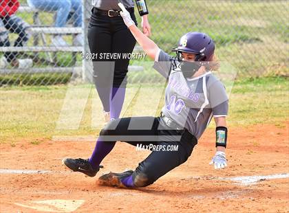 Thumbnail 3 in Broughton @ Southeast Raleigh photogallery.