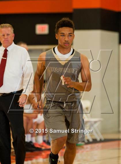 Thumbnail 2 in Hayward @ Washington (Rob Vares Jr. Memorial Tournament) photogallery.