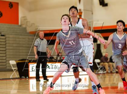 Thumbnail 2 in Hayward @ Washington (Rob Vares Jr. Memorial Tournament) photogallery.