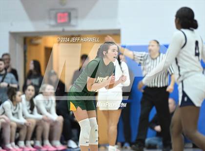 Thumbnail 3 in Archbishop Hoban vs. Medina (OHSAA D1 District Final) photogallery.