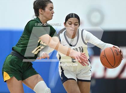 Thumbnail 3 in Archbishop Hoban vs. Medina (OHSAA D1 District Final) photogallery.