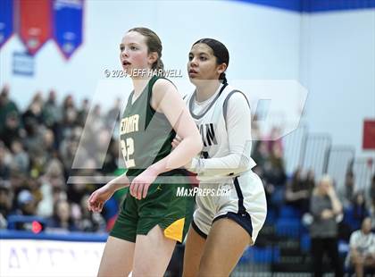 Thumbnail 2 in Archbishop Hoban vs. Medina (OHSAA D1 District Final) photogallery.