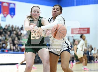 Thumbnail 3 in Archbishop Hoban vs. Medina (OHSAA D1 District Final) photogallery.
