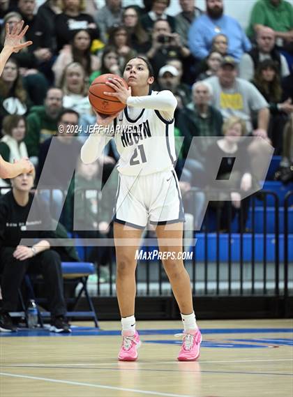 Thumbnail 3 in Archbishop Hoban vs. Medina (OHSAA D1 District Final) photogallery.