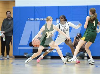 Thumbnail 2 in Archbishop Hoban vs. Medina (OHSAA D1 District Final) photogallery.