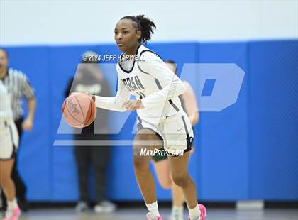 Thumbnail 2 in Archbishop Hoban vs. Medina (OHSAA D1 District Final) photogallery.