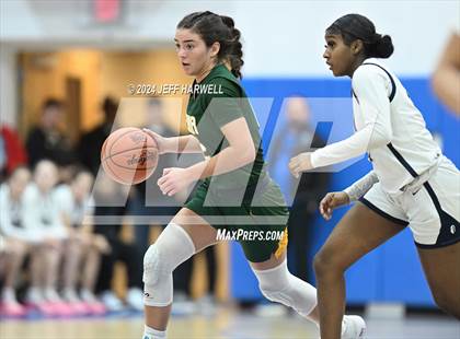 Thumbnail 2 in Archbishop Hoban vs. Medina (OHSAA D1 District Final) photogallery.