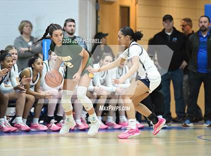 Thumbnail 3 in Archbishop Hoban vs. Medina (OHSAA D1 District Final) photogallery.