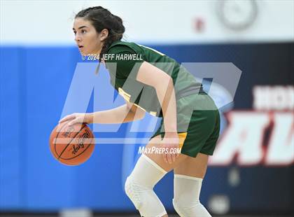 Thumbnail 1 in Archbishop Hoban vs. Medina (OHSAA D1 District Final) photogallery.