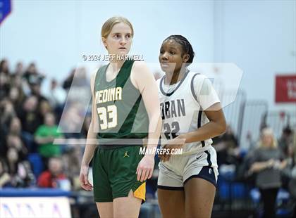 Thumbnail 1 in Archbishop Hoban vs. Medina (OHSAA D1 District Final) photogallery.
