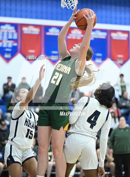 Thumbnail 3 in Archbishop Hoban vs. Medina (OHSAA D1 District Final) photogallery.