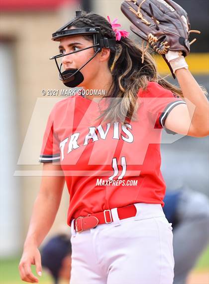 Thumbnail 2 in Fort Bend Travis @ Katy (UIL 6A Regional Quarterfinal Playoff) photogallery.