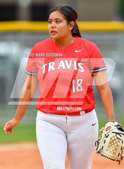 Thumbnail 3 in Fort Bend Travis @ Katy (UIL 6A Regional Quarterfinal Playoff) photogallery.