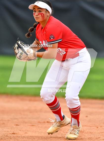 Thumbnail 1 in Fort Bend Travis @ Katy (UIL 6A Regional Quarterfinal Playoff) photogallery.